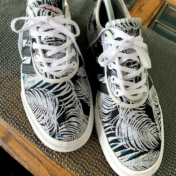 Adidas Originals Adi-Ease Palm Leaves Classic Skate Shoe Size 9 US EE6106 Floral - Picture 6 of 10